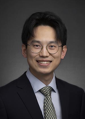 Dr. Jayden Li